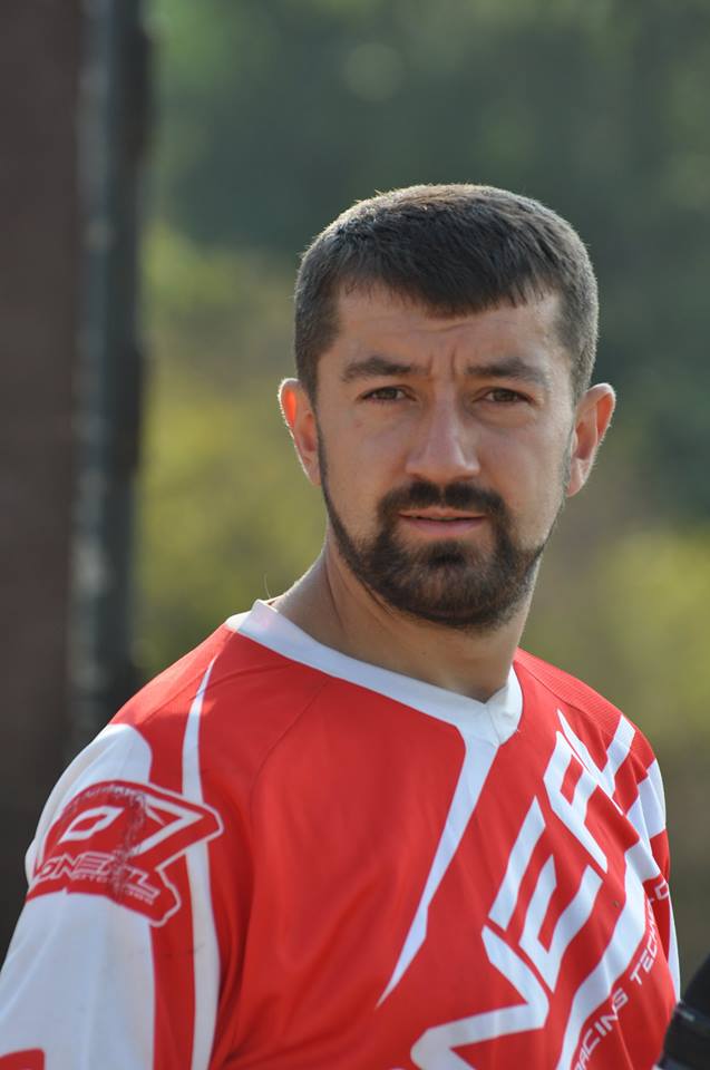 Тренер